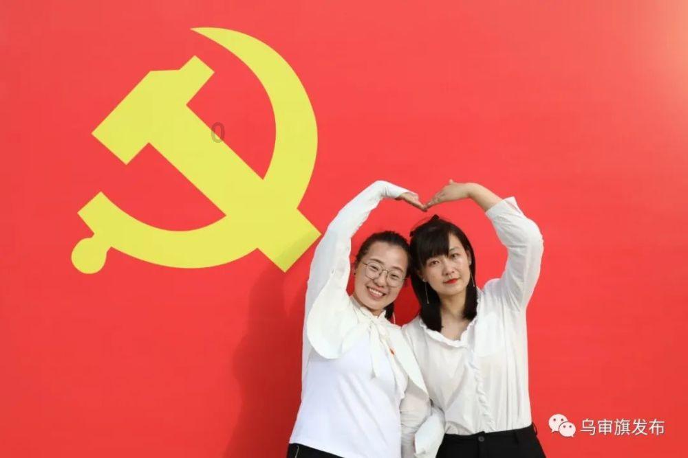 白富美爱上落魄守城小将,主动倒贴,小将后来逆袭成为皇帝!